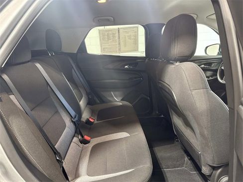Used 2025 Chevrolet TrailBlazer LT image 14