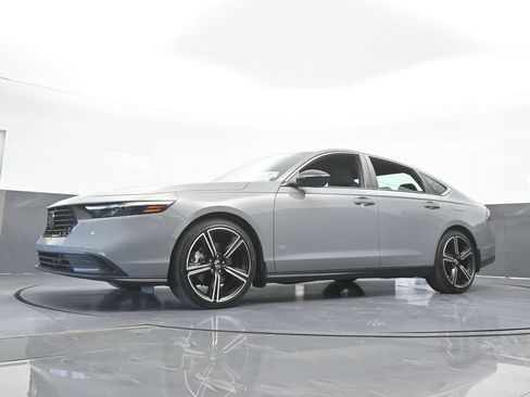 Used 2024 Honda Accord Sport image 59