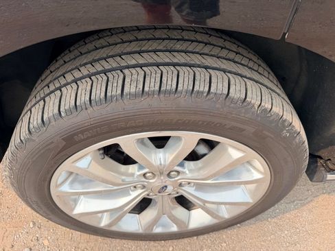 Used 2019 Ford Expedition Platinum AWD/4WD image 10