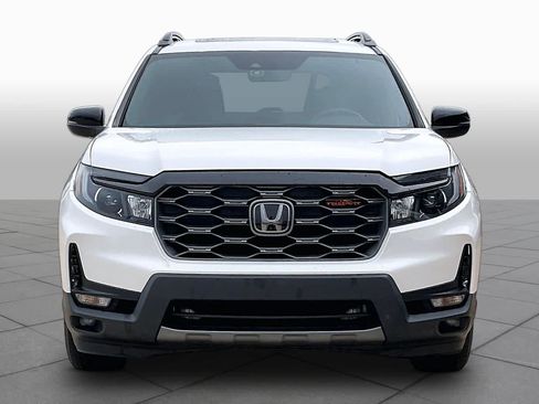 Used 2023 Honda Passport TrailSport image 5