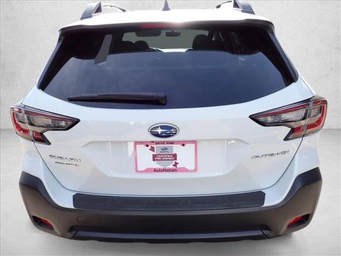 Certified 2025 Subaru Outback Premium w/ Popular Package #1A image 3