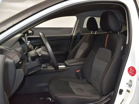 Used 2024 Nissan Sentra SR image 9