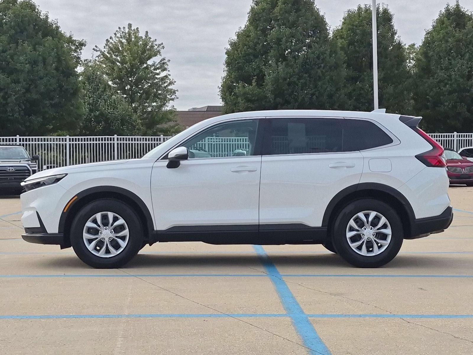 Used 2026 Honda CR-V LX image 10