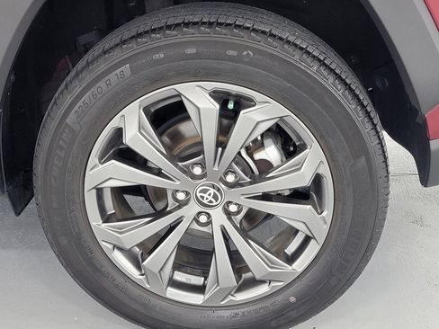 Certified 2022 Toyota RAV4 XLE Premium image 11