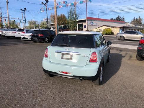 Used 2011 MINI Cooper Hardtop FWD image 4