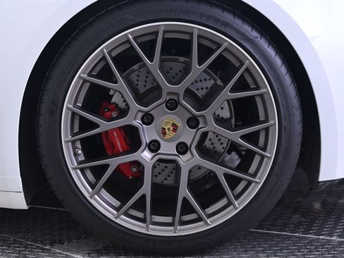 Used 2020 Porsche 911 Carrera S image 12