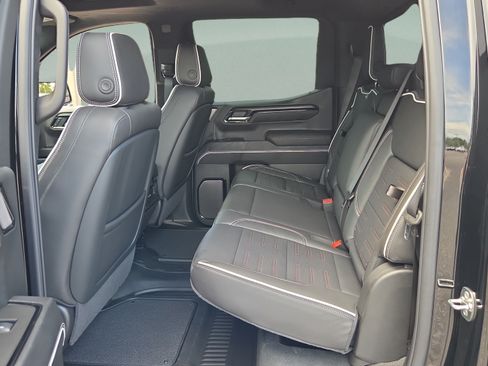 Certified 2026 GMC Sierra 1500 AT4X AWD/4WD image 10