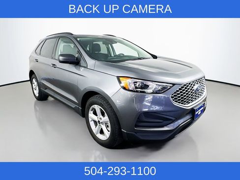 Used 2023 Ford Edge SE image 3