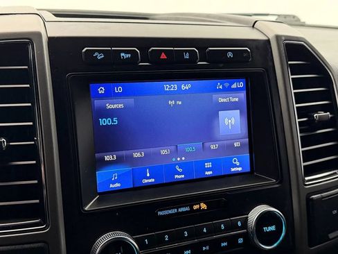 Used 2020 Ford Expedition XLT w/ Equipment Group 201A AWD/4WD image 16