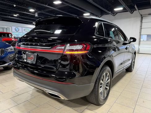 Used 2023 Lincoln Nautilus AWD w/ Premium Package image 6