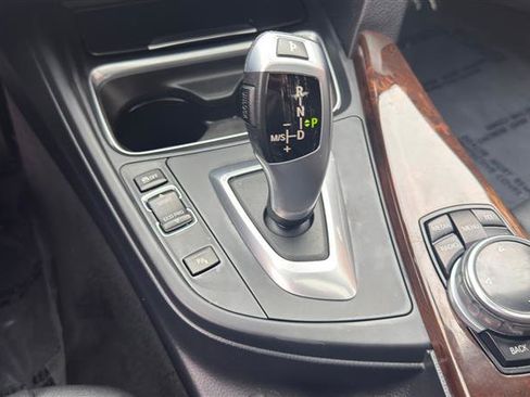 Used 2014 BMW 328i xDrive Sedan AWD/4WD image 37