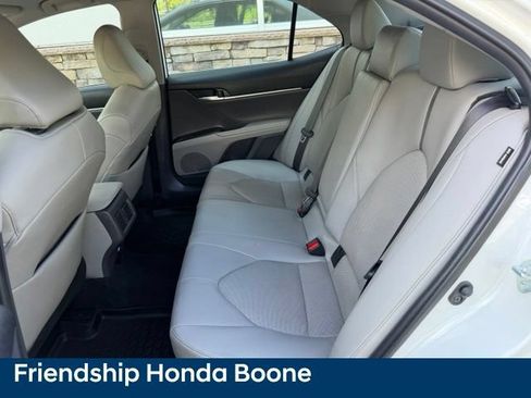 Used 2022 Toyota Camry XLE FWD image 35