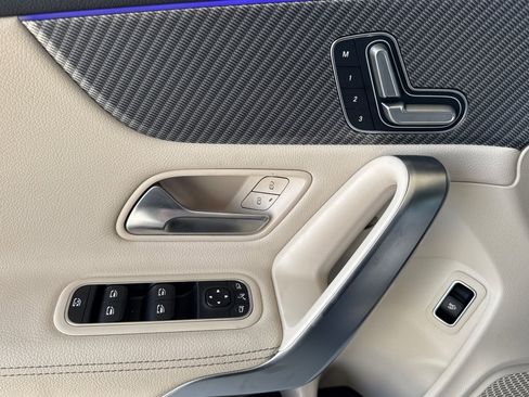 Certified 2025 Mercedes-Benz CLA 250 image 11