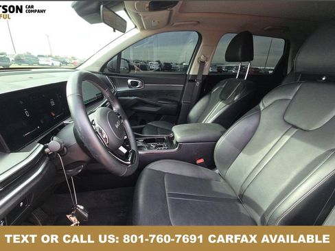 Used 2024 Kia Sorento S w/ Panoramic Sunroof Package AWD/4WD image 4