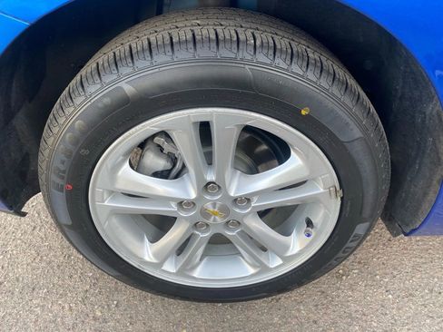 Used 2018 Chevrolet Cruze LT w/ Convenience Package image 6