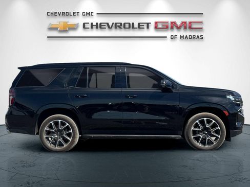 Used 2022 Chevrolet Tahoe RST w/ Sport Performance Package AWD/4WD image 2