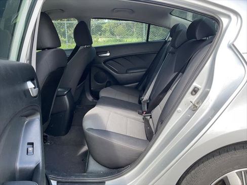 Used 2018 Kia Forte LX w/ LX Popular Package FWD image 14