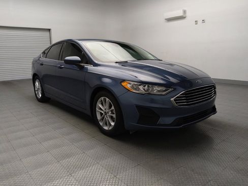 Used 2019 Ford Fusion SE image 13