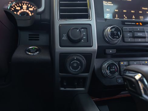 Used 2017 Ford F150 King Ranch w/ Trailer Tow Package image 58