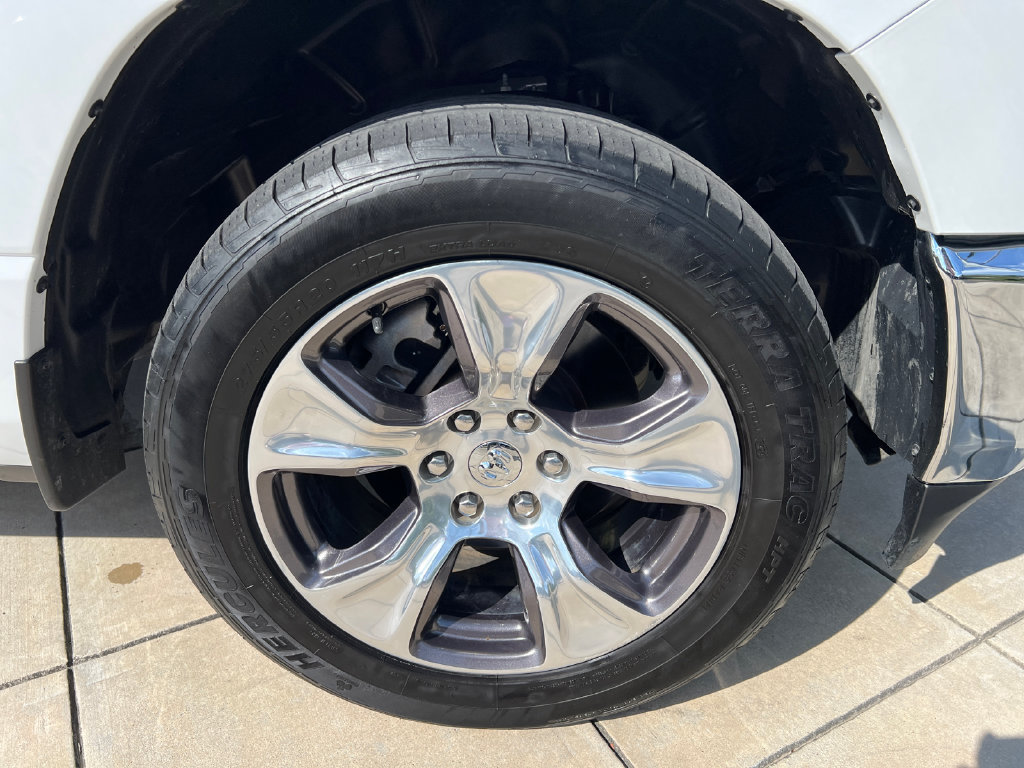 Used 2024 RAM 1500 Laramie RWD image 5
