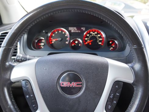 Used 2012 GMC Acadia SLT image 25