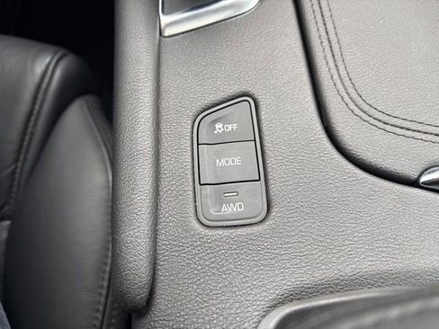 Used 2019 Cadillac XT5 Premium Luxury w/ Driver Assist Package image 42