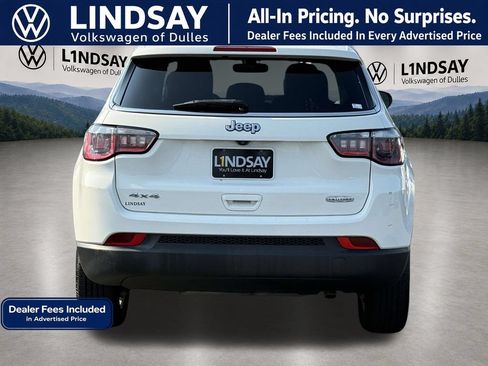 Used 2017 Jeep Compass Latitude AWD/4WD image 6