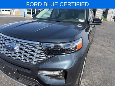 Used 2023 Ford Explorer Platinum w/ Technology Package AWD/4WD image 18