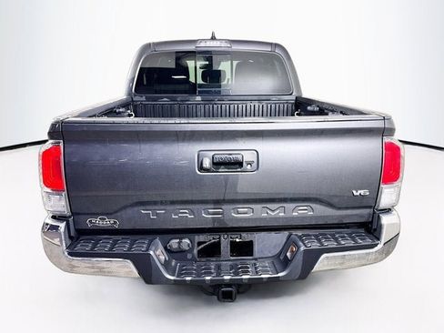 Used 2023 Toyota Tacoma TRD Off-Road image 6