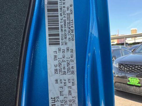 Used 2016 Jeep Wrangler Unlimited Rubicon w/ Connectivity Group AWD/4WD image 37