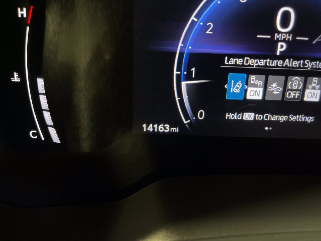 Used 2026 Toyota Corolla Cross LE FWD image 19