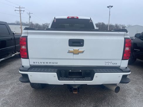 Used 2019 Chevrolet Silverado 2500 LTZ w/ Duramax Plus Package image 6