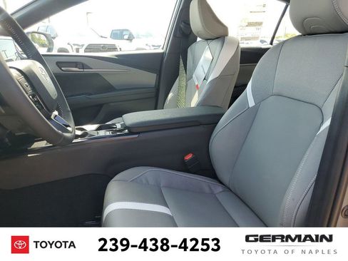 New 2025 Toyota Camry SE w/ Convenience Package FWD image 19