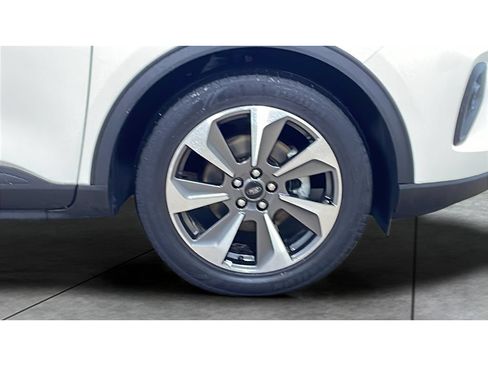 Used 2024 Ford Escape Platinum AWD/4WD image 20