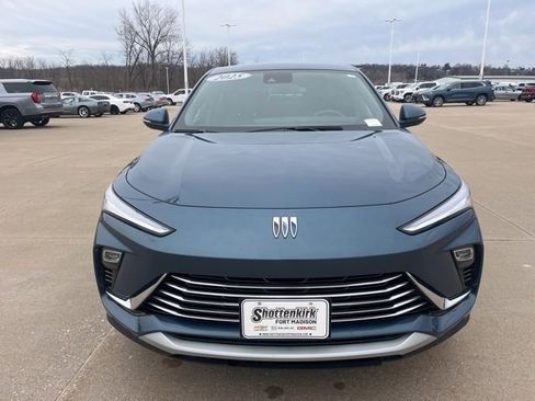 Used 2025 Buick Envista Preferred w/ Convenience II Package image 8