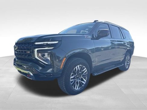 Used 2025 Chevrolet Tahoe Z71 w/ Comfort Package AWD/4WD image 1