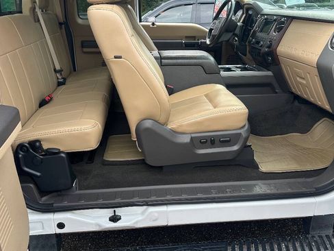 Used 2011 Ford F250 Lariat w/ Chrome Pkg AWD/4WD image 7