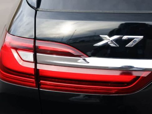 Used 2020 BMW X7 xDrive40i w/ Cold Weather Package image 15