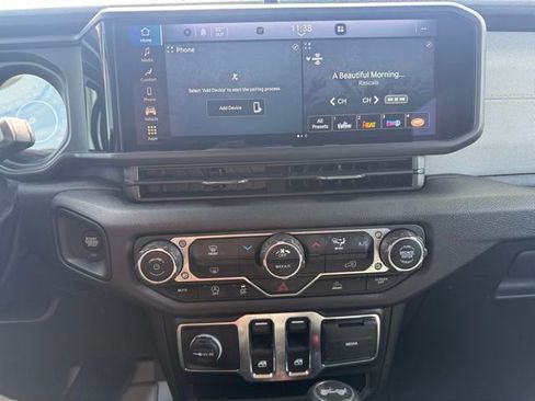 Certified 2024 Jeep Wrangler Sport AWD/4WD image 18