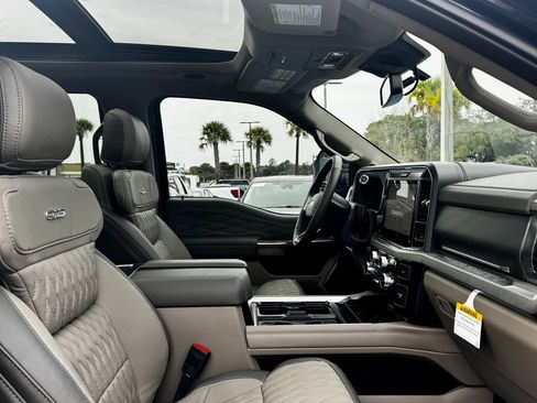 New 2026 Ford F350 Platinum w/ Platinum Plus Package image 40