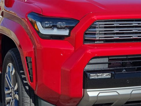 New 2025 Toyota 4Runner Limited image 10