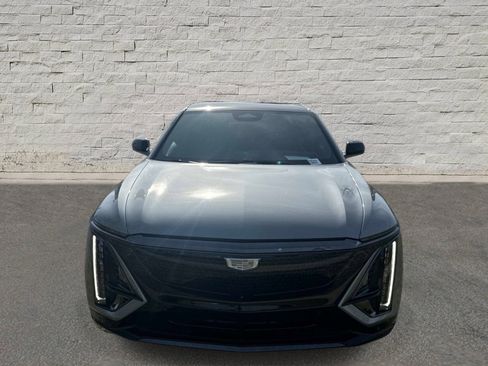 Certified 2025 Cadillac Lyriq Sport RWD image 8