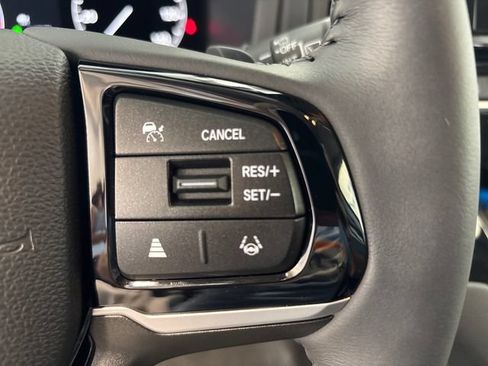 Certified 2026 Honda Odyssey Touring image 9