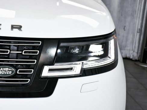 Used 2023 Land Rover Range Rover SE image 79