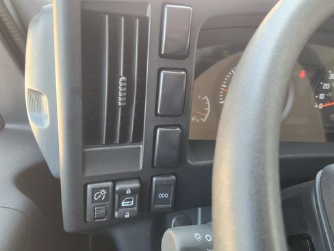 New 2024 Chevrolet Low Cab Forward image 24