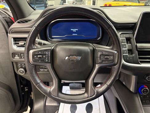 Used 2022 Chevrolet Suburban RST w/ Sport Performance Package image 17