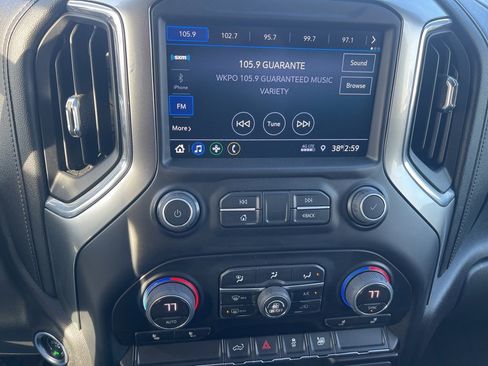 Used 2021 Chevrolet Silverado 1500 RST image 17