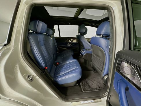 New 2026 Mercedes-Benz GLS 63 AMG 4MATIC image 32