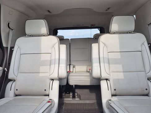 Certified 2023 GMC Yukon Denali w/ Denali Reserve Package RWD image 28