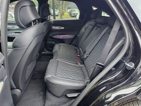 Used 2025 Genesis GV70 3.5T Sport w/ Sport Advanced Package image 23